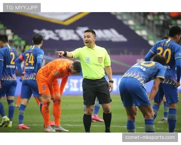 第四官员职责全解析：场边“隐形裁判”如何影响比赛？