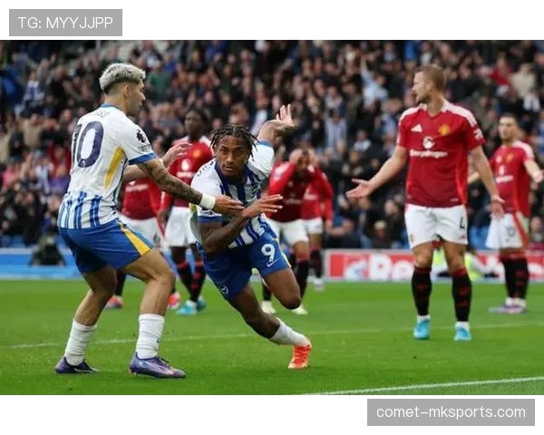 曼联近期防线失误频繁，这一问题是否对球队争冠稳定性形成制约